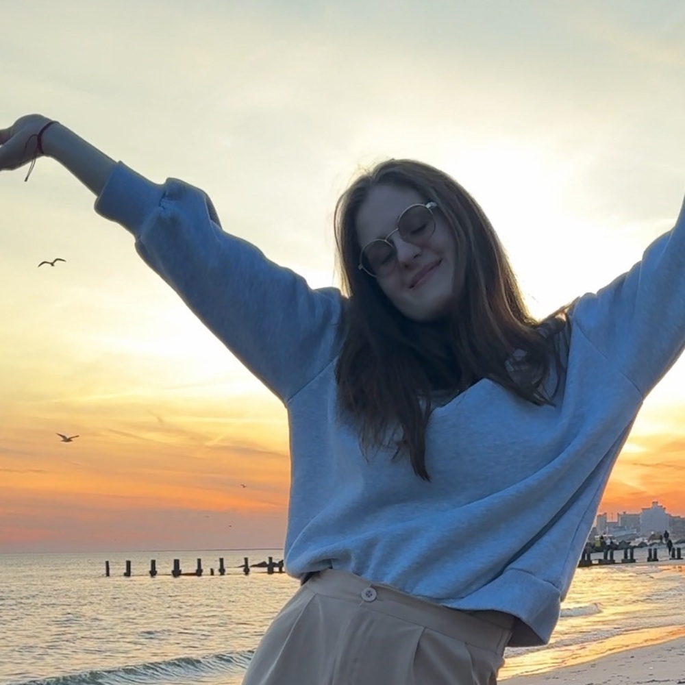 Meet your Posher, Kaitlyn